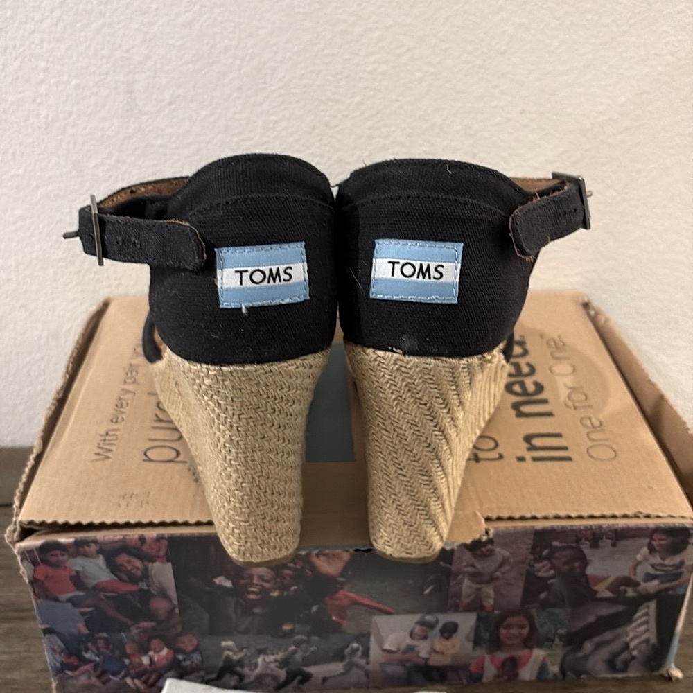 [TOMS] Black Canvas Strappy Open-Toe Espadrille Sandals Wedges Womens 10 w/ Box - Picture 6 of 16